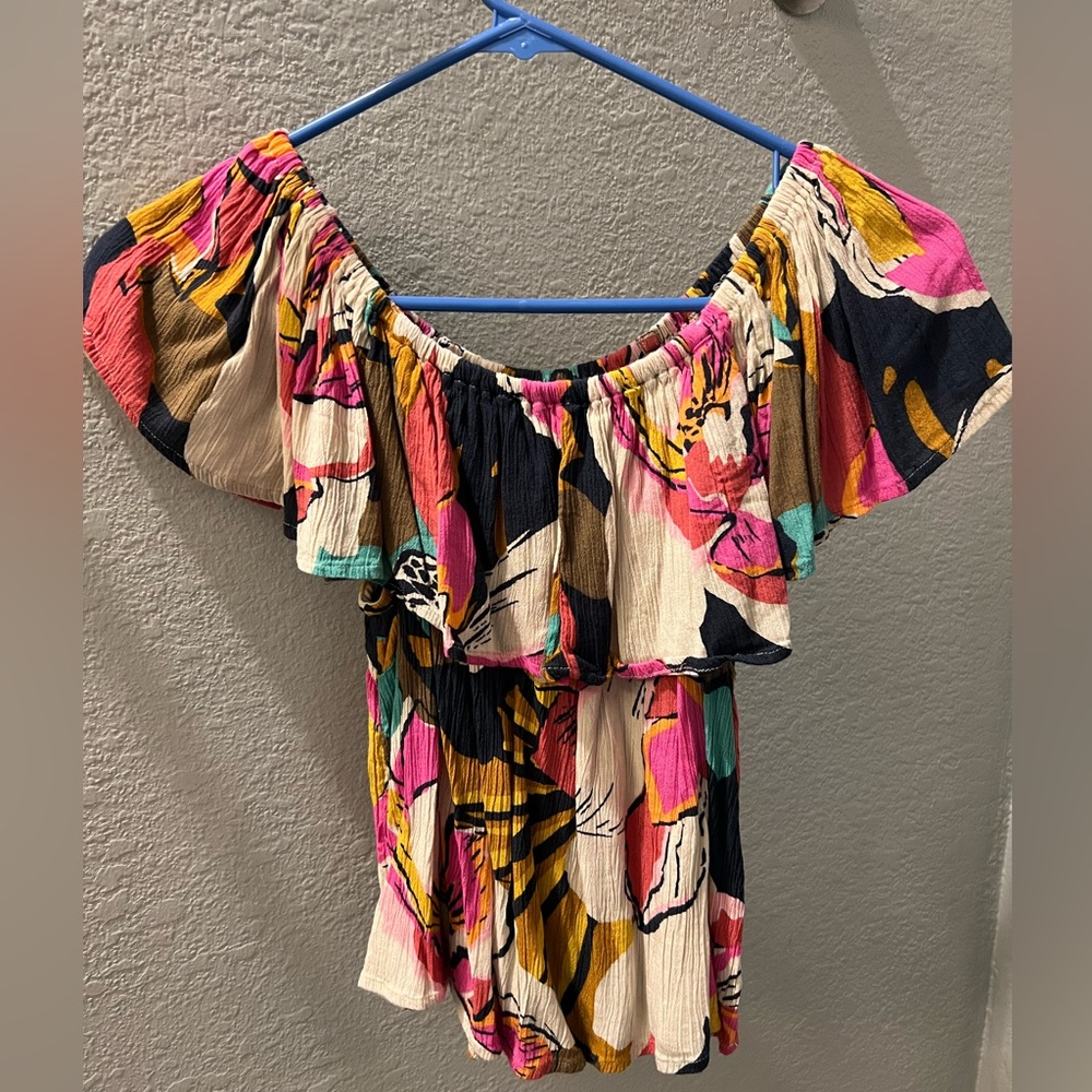 Billabong off the shoulder top size XS